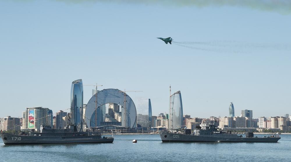 Prezidentlər İlham Əliyev, Rəcəb Tayyib Ərdoğan və Birinci xanımlar Mehriban Əliyeva, Əminə Ərdoğan “TEKNOFEST Azərbaycan”da aviaşounu izləyiblər