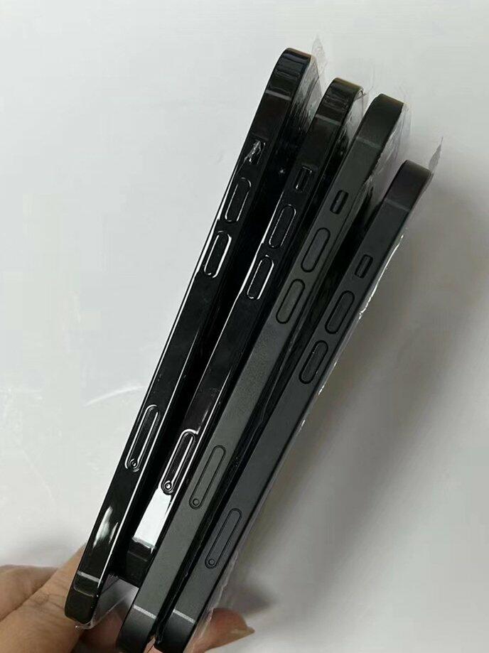 Появились первые снимки iPhone 14