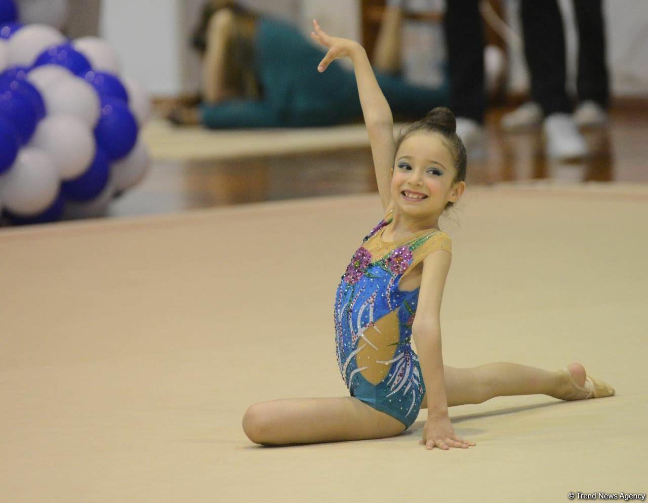 Bədii gimnastika üzrə "Ocaq Sport" klubunun açıq birinciliyinin ikinci günü start götürüb