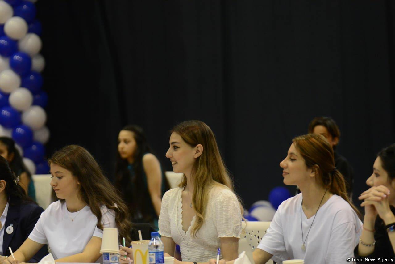 Bədii gimnastika üzrə "Ocaq Sport" klubunun açıq birinciliyinin ikinci günü start götürüb