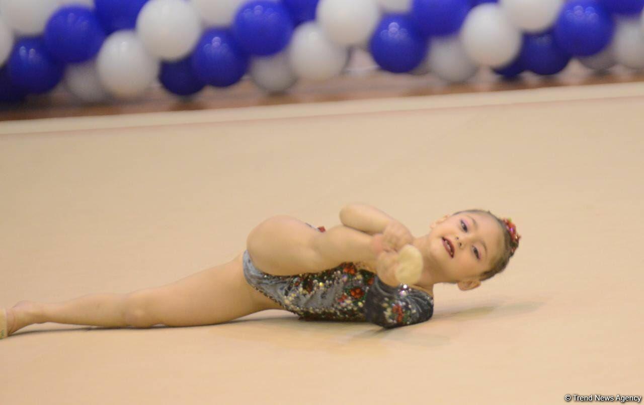 Bədii gimnastika üzrə "Ocaq Sport" klubunun açıq birinciliyinin ikinci günü start götürüb
