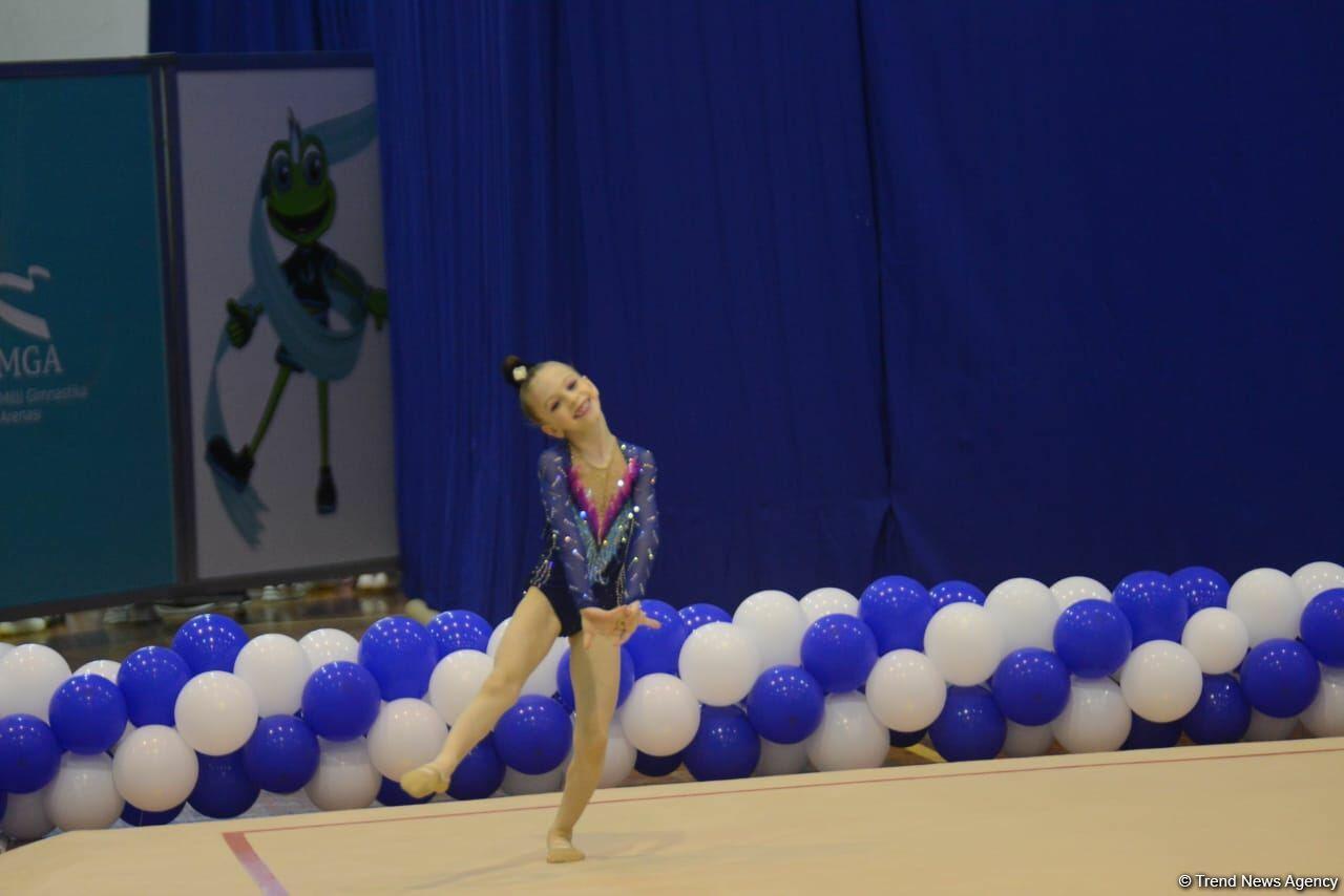 Bədii gimnastika üzrə "Ocaq Sport" klubunun açıq birinciliyinin ikinci günü start götürüb