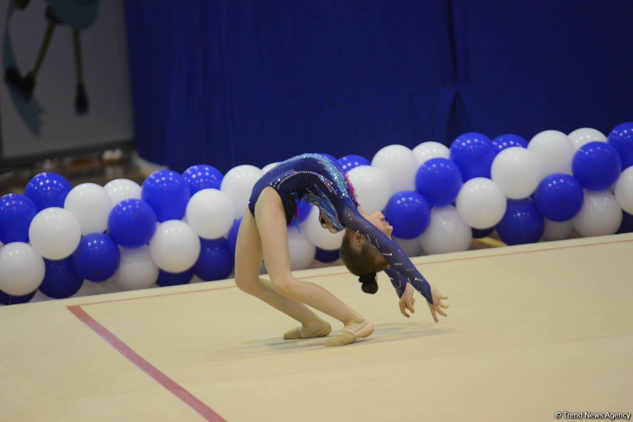 Bədii gimnastika üzrə "Ocaq Sport" klubunun açıq birinciliyinin ikinci günü start götürüb