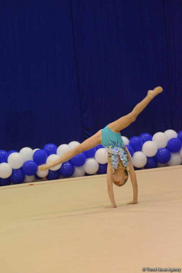 Bədii gimnastika üzrə "Ocaq Sport" klubunun açıq birinciliyinin ikinci günü start götürüb