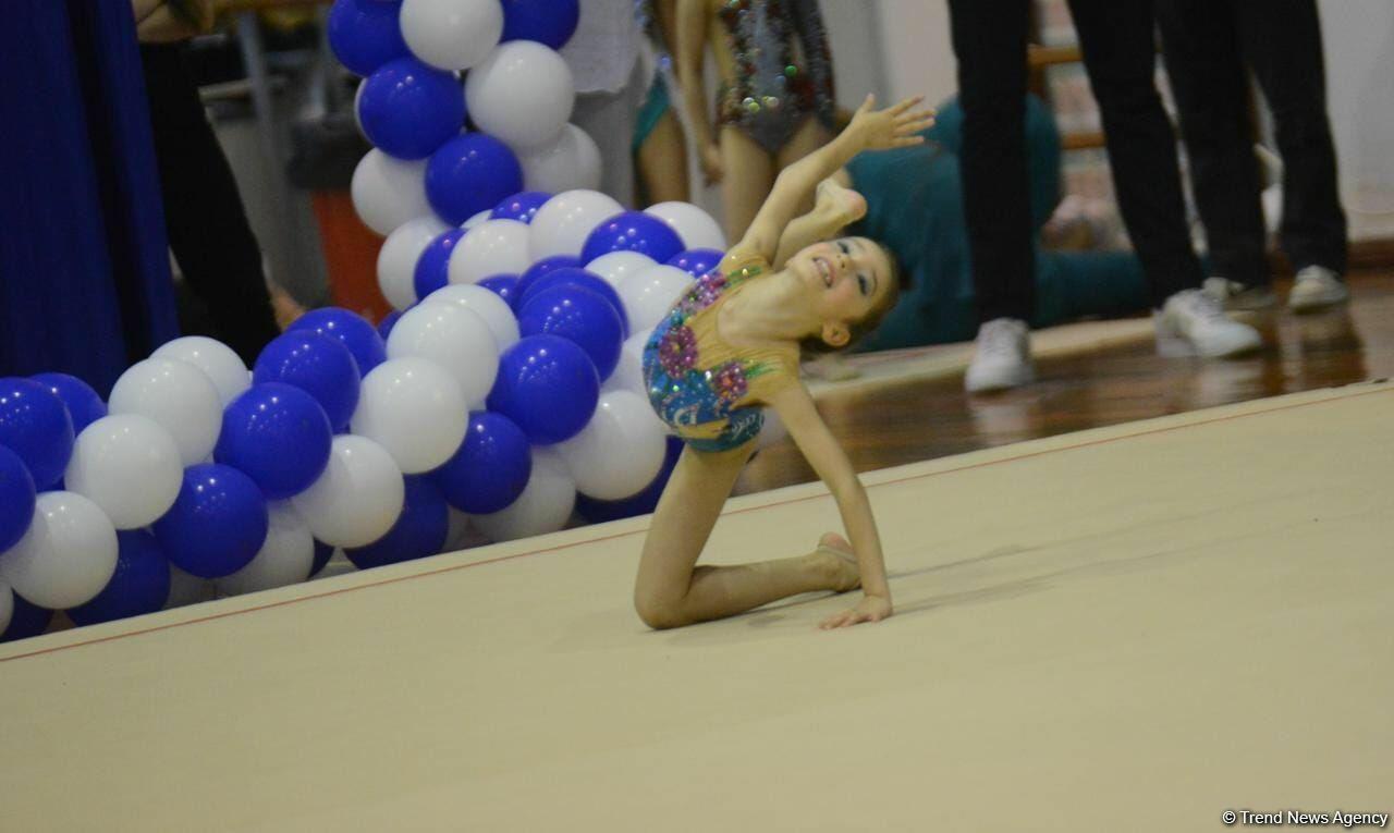Bədii gimnastika üzrə "Ocaq Sport" klubunun açıq birinciliyinin ikinci günü start götürüb