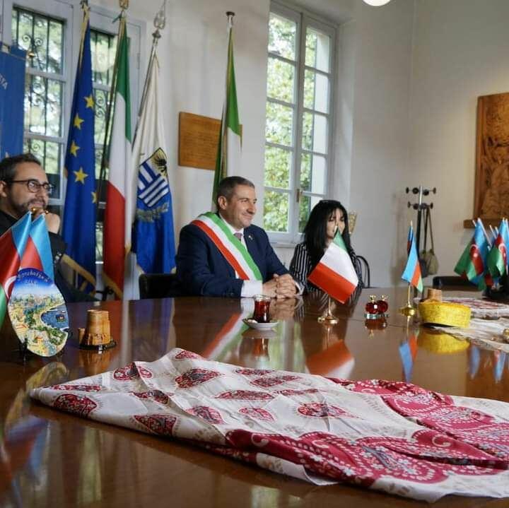 Итальянское рандеву азербайджанской семейной четы