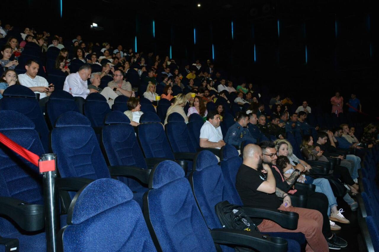 В Баку прошла премьера фильма "Топ Ган: Мэверик"