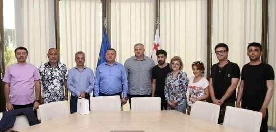 Азербайджанский кукольный театр вернулся из Грузии с дипломами
