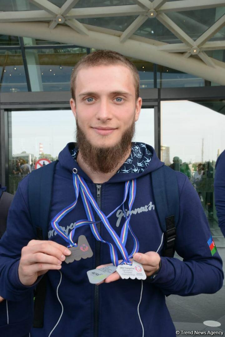 Азербайджанские гимнасты привезли в Баку из Италии медали Чемпионата Европы