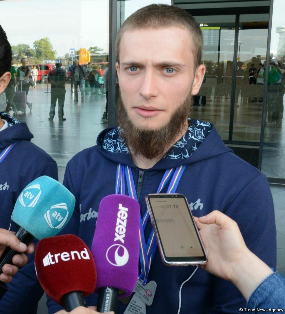 Азербайджанские гимнасты привезли в Баку из Италии медали Чемпионата Европы