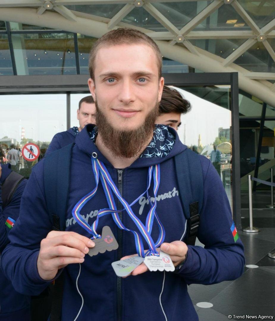 Азербайджанские гимнасты привезли в Баку из Италии медали Чемпионата Европы