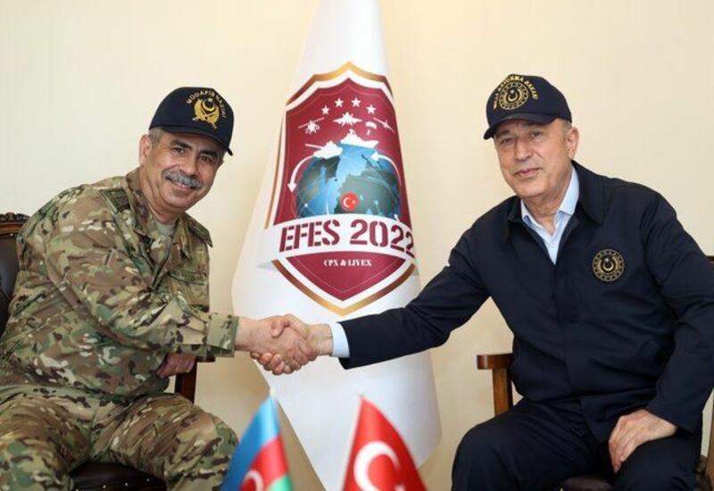 Zakir Həsənov Türkiyədə Hulisi Akarla görüşüb