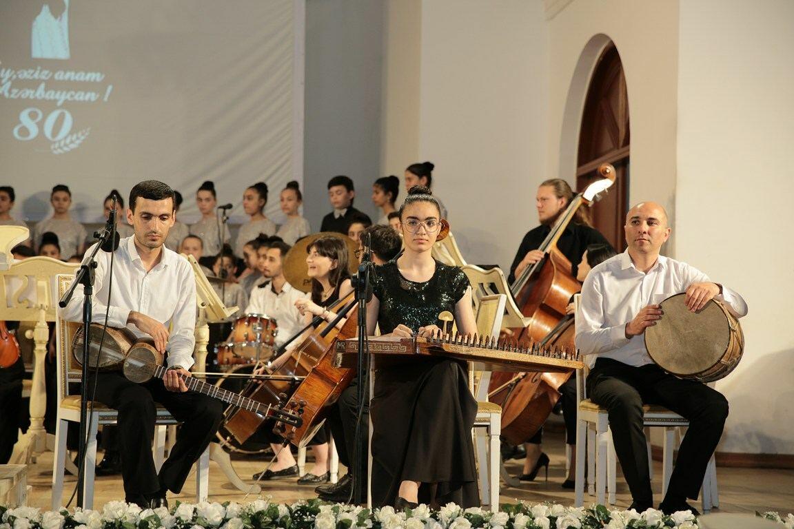 Концерт "Ey əziz anam, Azərbaycan" - к 80-летию легендарного Муслима Магомаева