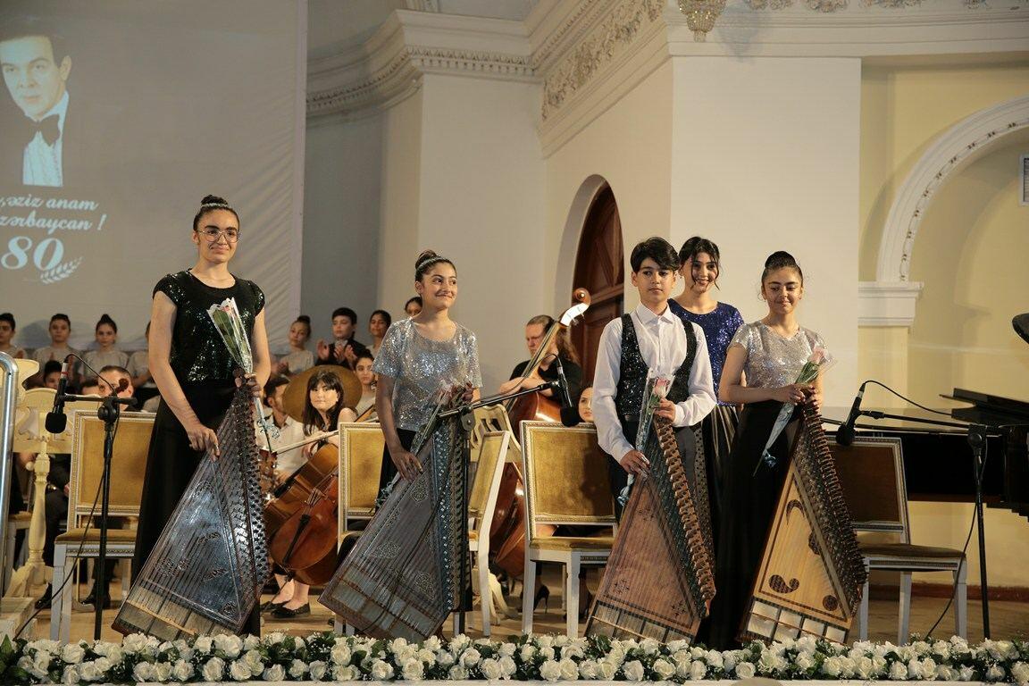 Концерт "Ey əziz anam, Azərbaycan" - к 80-летию легендарного Муслима Магомаева