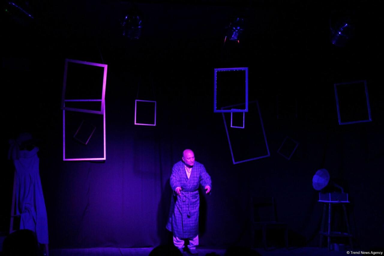 В Баку состоялось открытие независимого M. Teatr с участием известных актеров