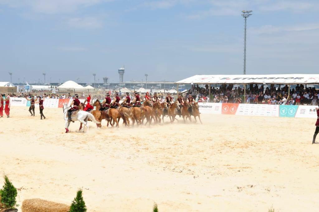 Qarabağ atları V Etnospor Mədəniyyət Festivalında
