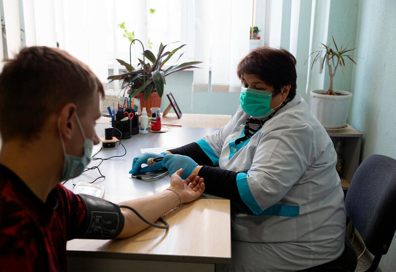 Названы способы поднять давление без лекарств