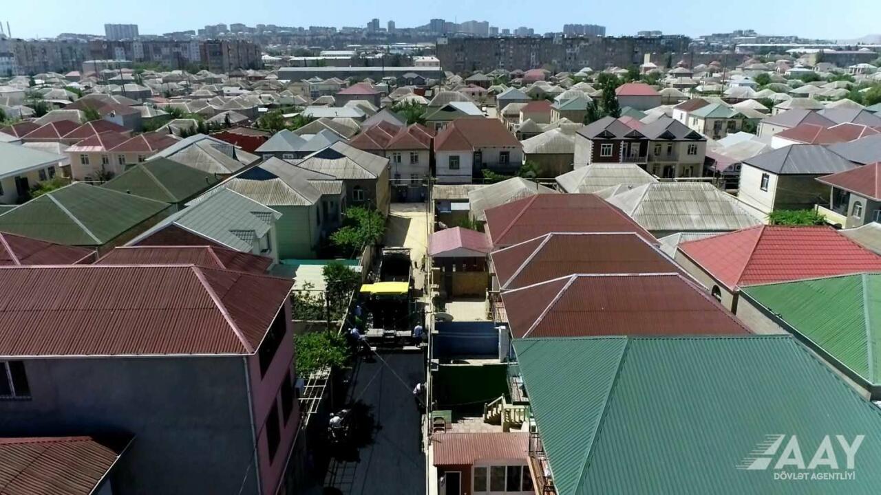 В Баладжары ремонтируют улицу