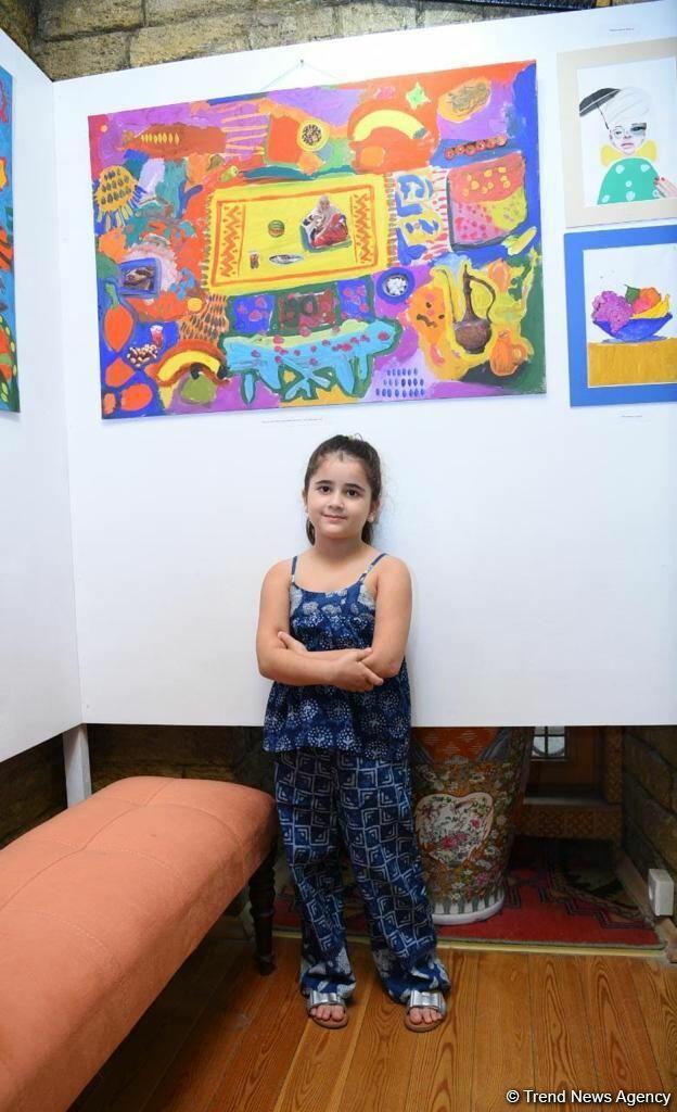 Leonardo Art School Baku организовала выставку юных художников «Полет фантазий»