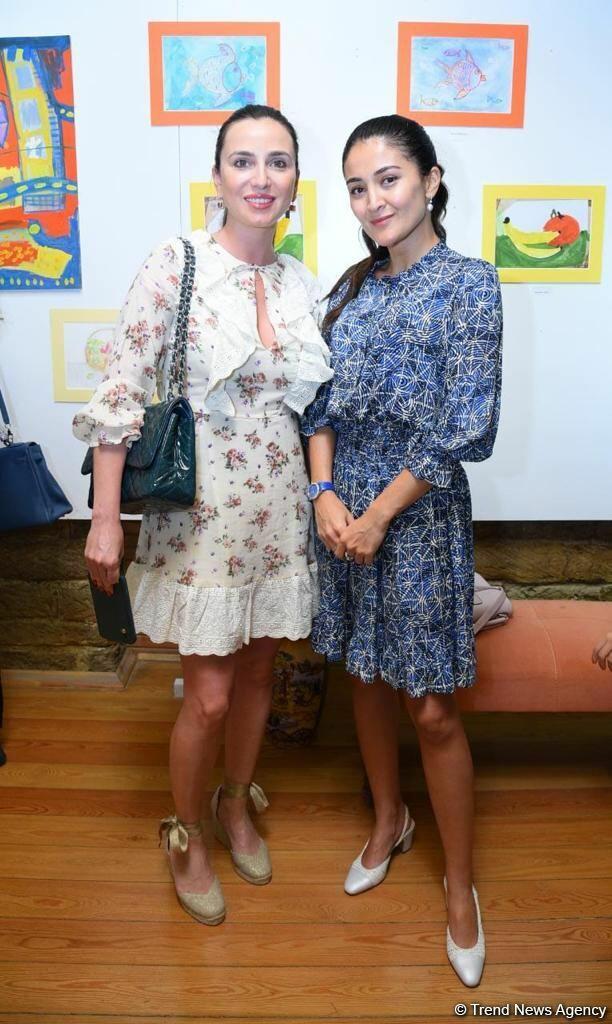 Leonardo Art School Baku организовала выставку юных художников «Полет фантазий»