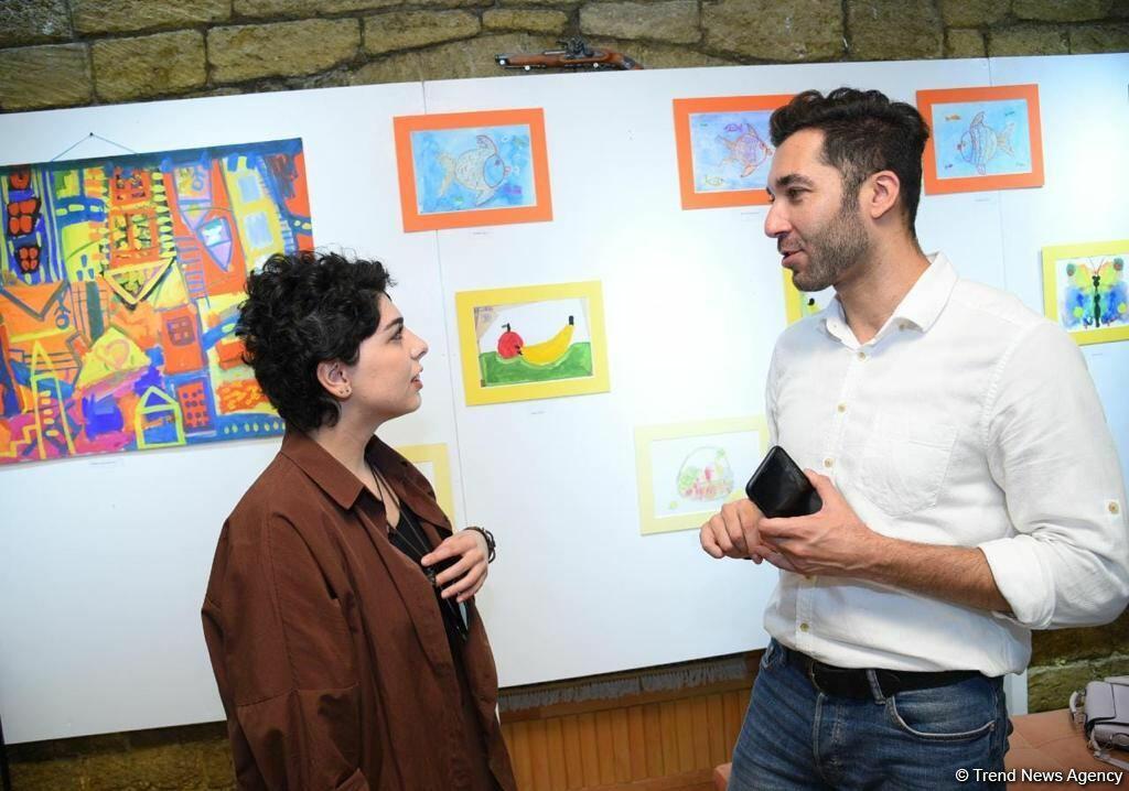 Leonardo Art School Baku организовала выставку юных художников «Полет фантазий»