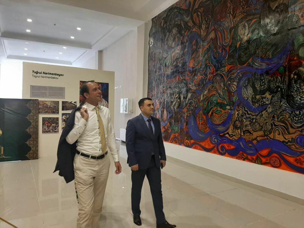 В Гяндже открылась выставка "Устойчивая мода: будущее текстиля"