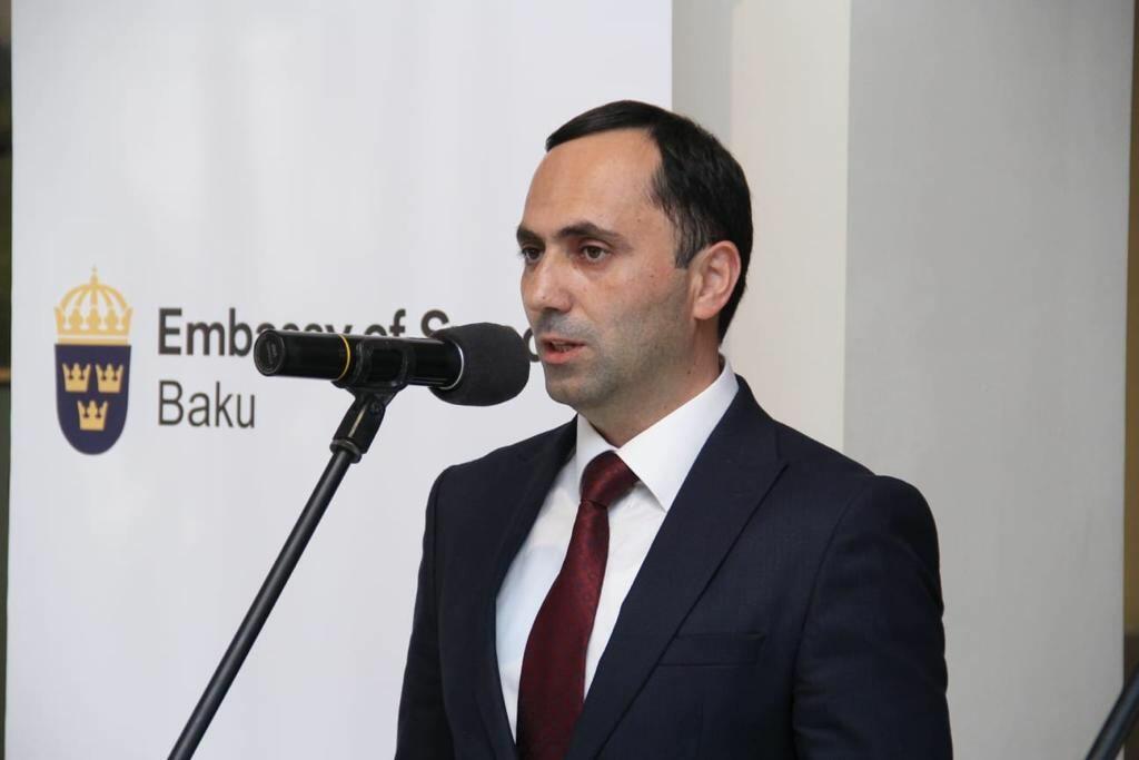 В Гяндже открылась выставка "Устойчивая мода: будущее текстиля"