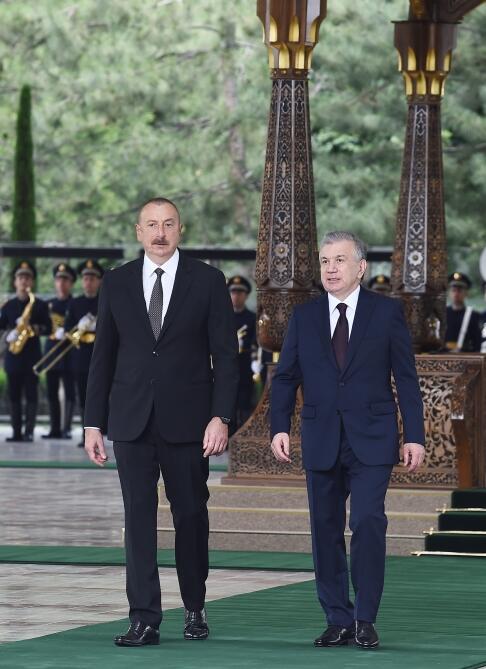 В Ташкенте состоялась официальная церемония встречи Президента Ильхама Алиева