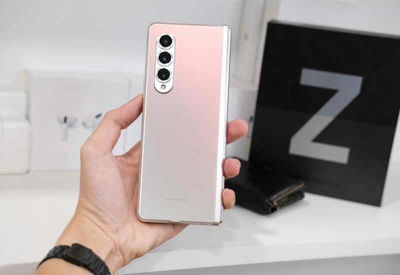 Samsung сможет создавать ещё более безрамочные смартфоны
