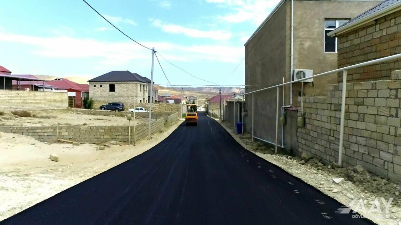 В Локбатане ремонтируют две дороги