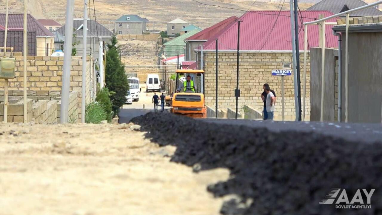 В Локбатане ремонтируют две дороги