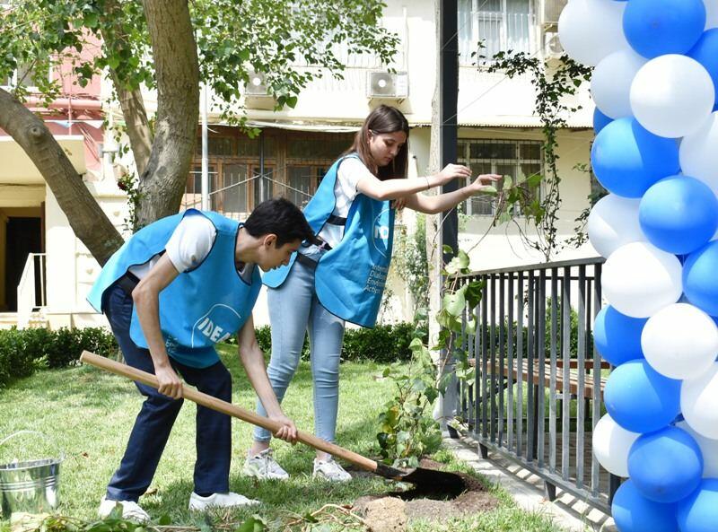 Yasamal rayonunda daha bir həyət təmir edilib