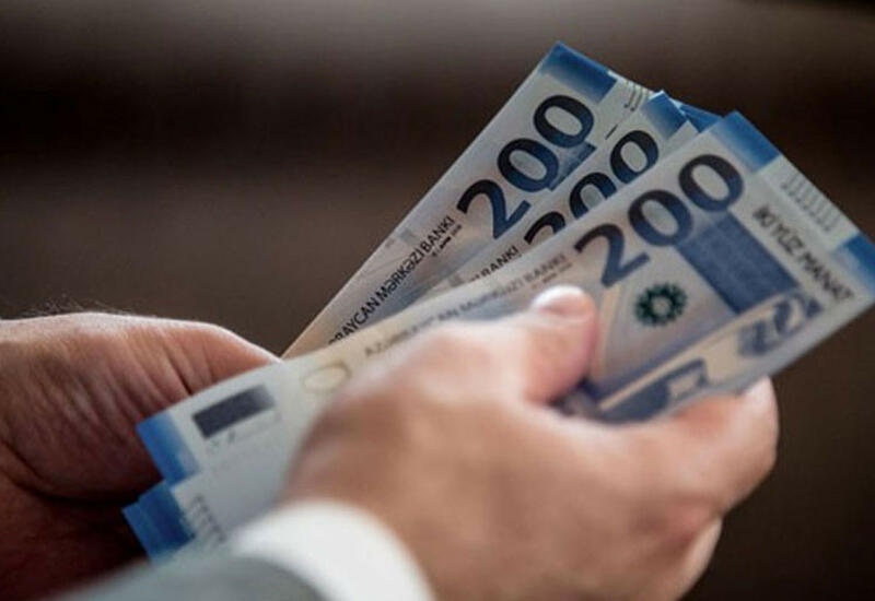 Россиянам рекомендовали инвестировать в азербайджанские манаты