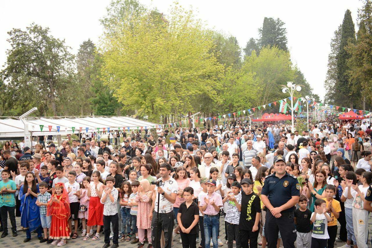 Azərbaycanda ilk dəfə “Albalı və gilas” festivalı keçirilib