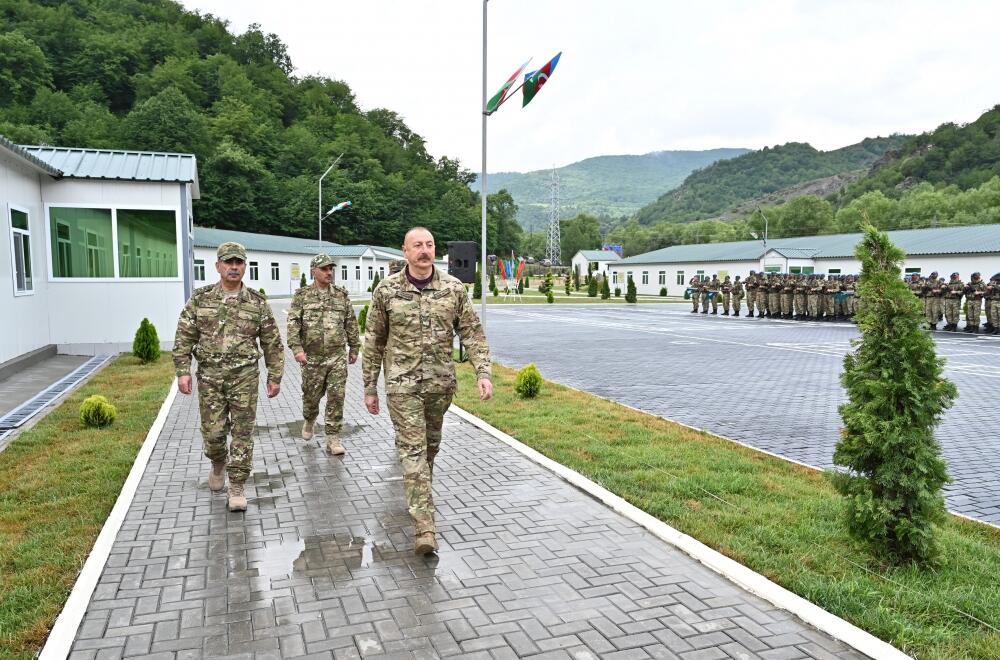 Президент, Победоносный Верховный главнокомандующий Ильхам Алиев принял участие в открытии воинской части в Кяльбаджарском районе