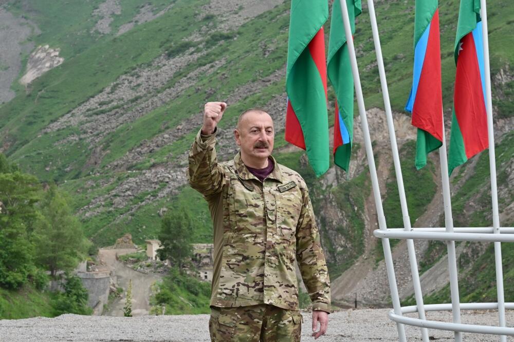 Президент Ильхам Алиев принял участие в церемонии закладки фундамента санатория «Истису» в Кяльбаджаре