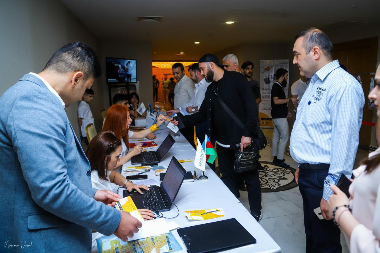 Azərbaycanda ilk dəfə xeyriyyə məqsədli stomatoloji konfrans keçirildi