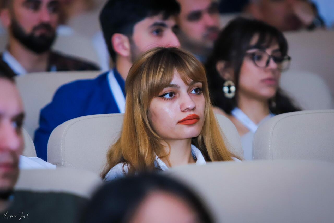 Azərbaycanda ilk dəfə xeyriyyə məqsədli stomatoloji konfrans keçirildi