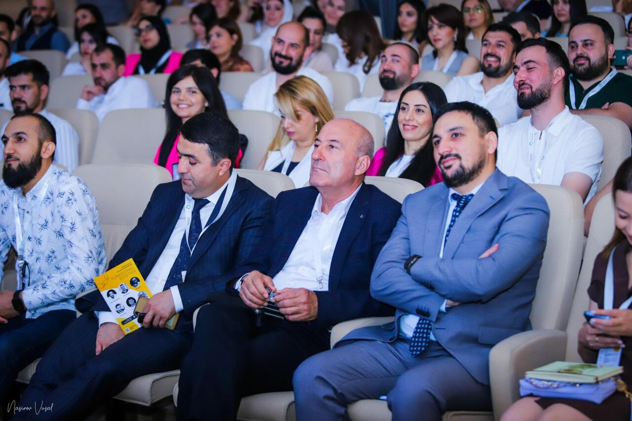 Azərbaycanda ilk dəfə xeyriyyə məqsədli stomatoloji konfrans keçirildi
