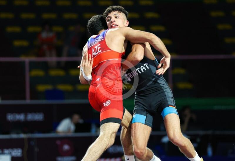 Сборная Азербайджана по греко-римской борьбе стартовала на чемпионате Европы с двумя золотыми медалями
