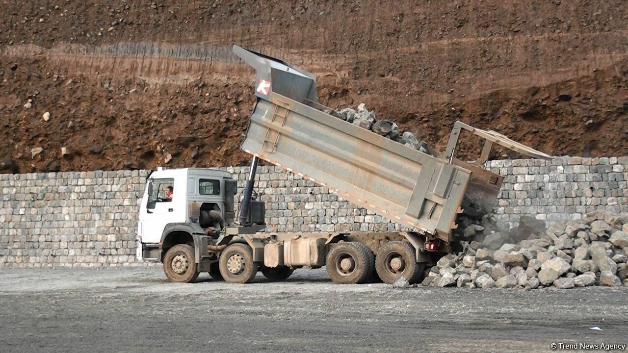 Представители медиа ознакомились с работами, проводимыми в Кяльбаджаре и Лачине