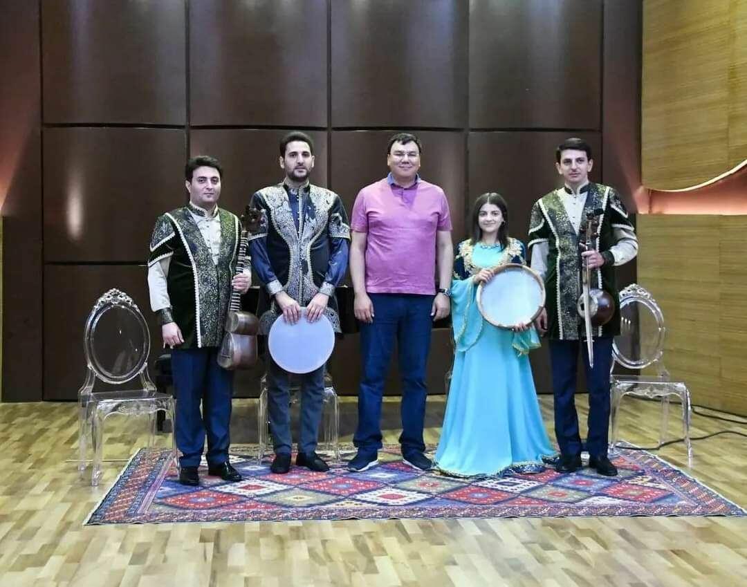 Вице-премьер, министр туризма и культурного наследия Узбекистана посетил Центр мугама