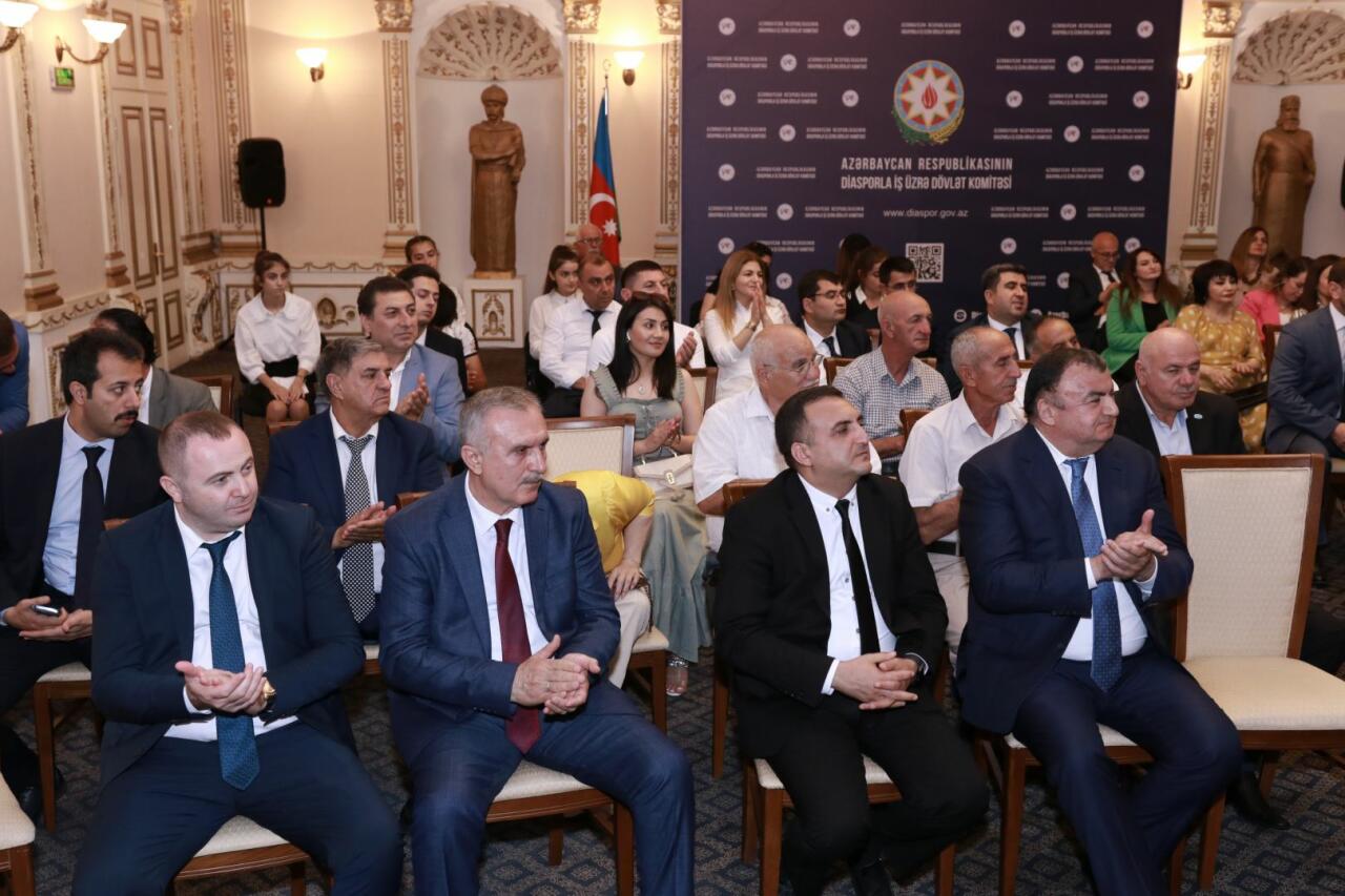 Dövlət Komitəsində “Qarabağ Azərbaycandır!” kitabının təqdimatı olub