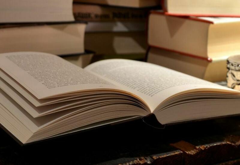 Hər gün kitab oxuyan insanlarda bu 5 xüsusiyyət inkişaf edə bilər