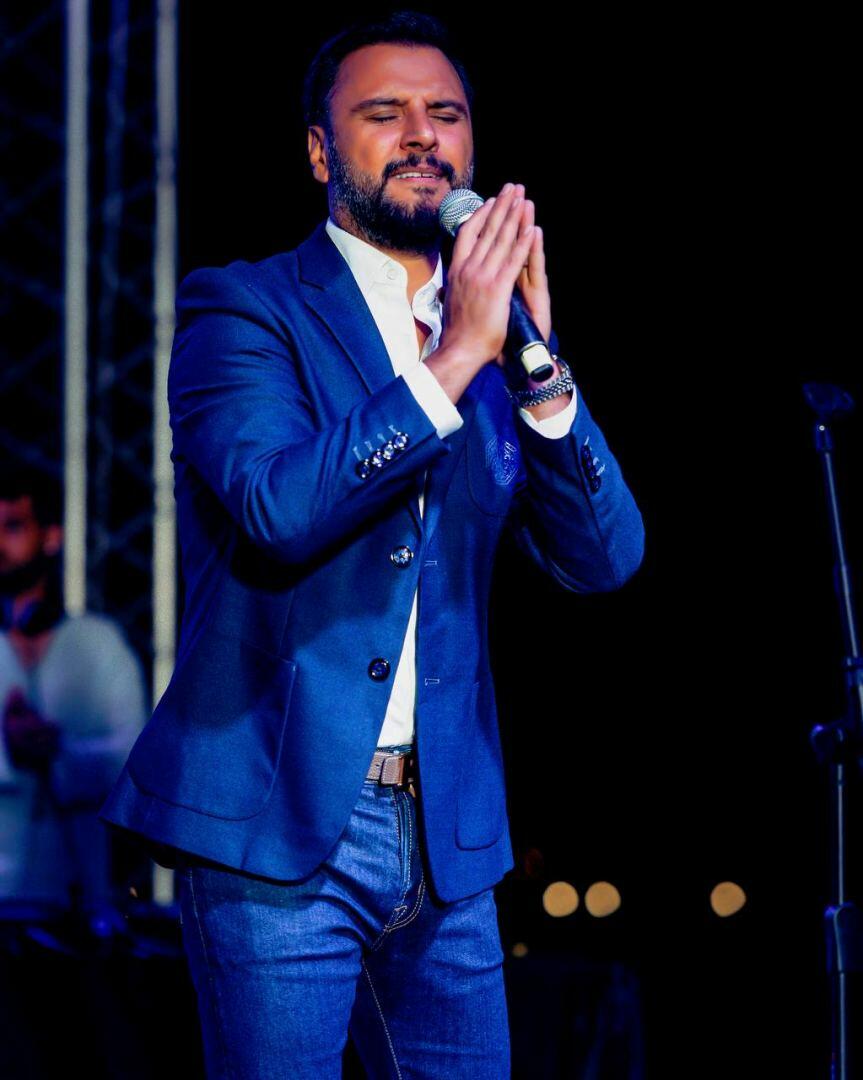 В Баку прошел концерт турецкой звезды Алишана