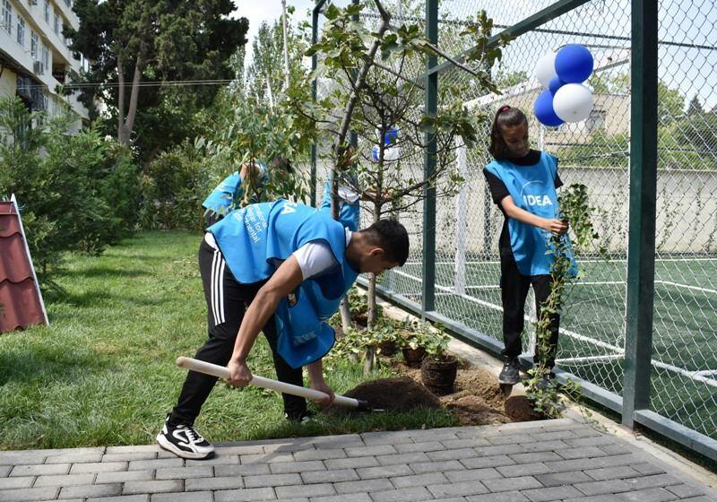 “Bizim həyət” layihəsi çərçivəsində Sabunçu rayonunda növbəti həyət abadlaşdırılıb
