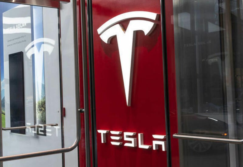 Tesla обвинили во лжи