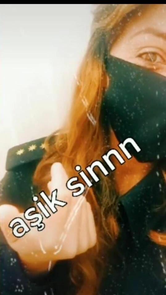 Женщина выдавала себя за военнослужащую в TikTok