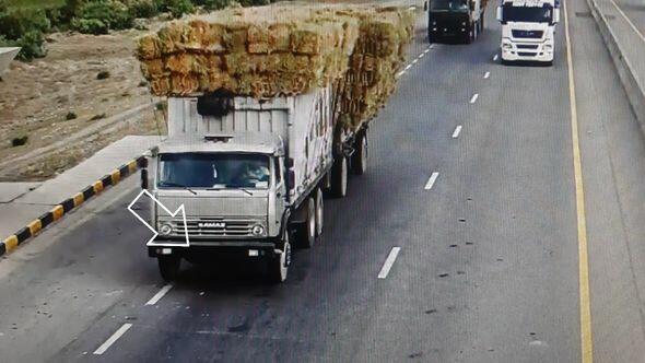 Задержаны водители, управлявшие грузовиками без госномеров