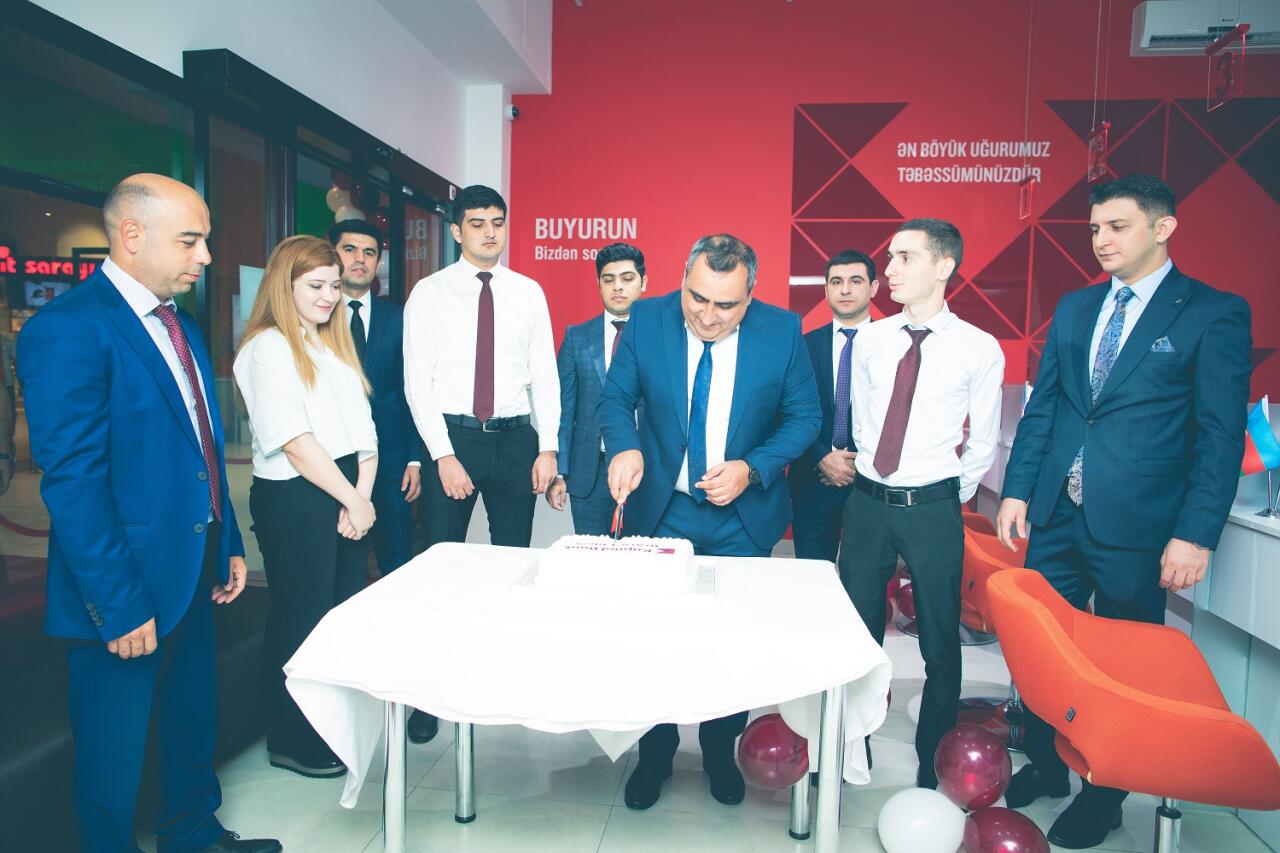Kapital Bank открыл новый филиал Bravo-4